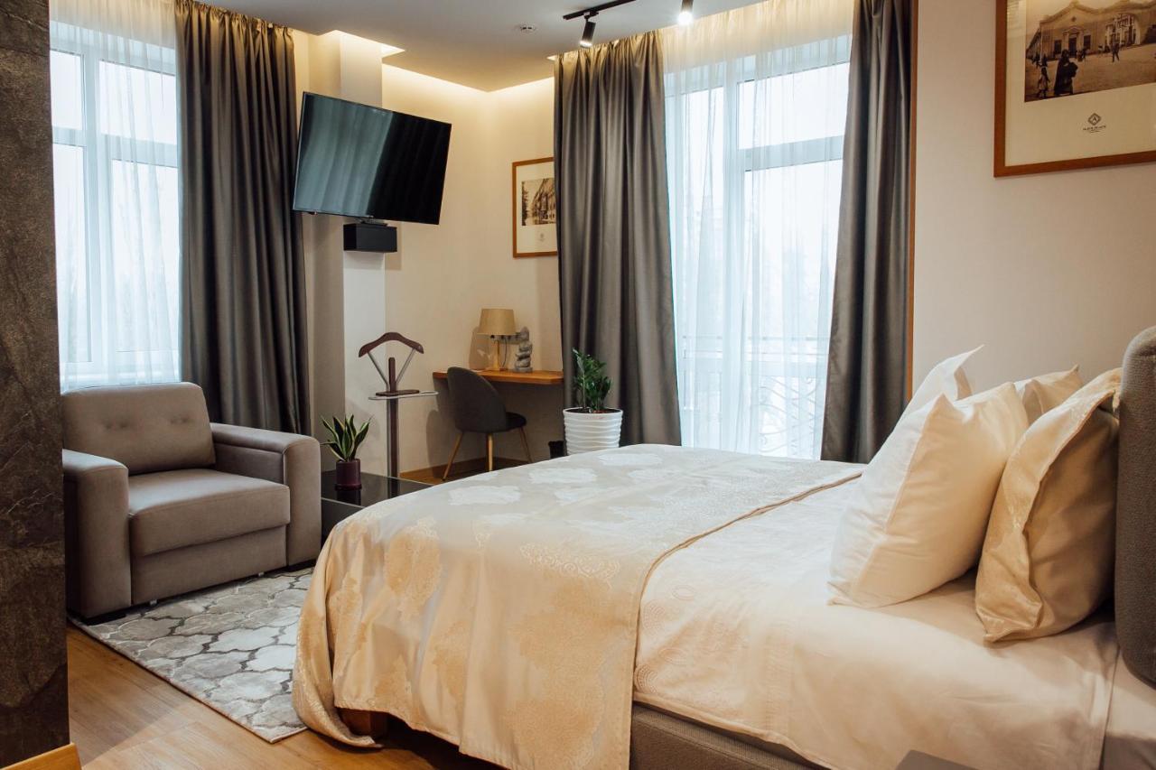 Alice Place Hotel Odesa Exterior photo